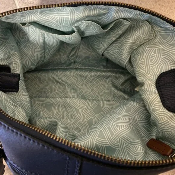 The Sak Leather Shoulder Bag - Picture 10 of 15